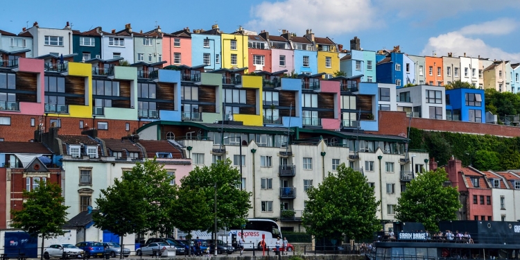 Bristol In The 10 Happiest UK Cities To Live In | Higgypop