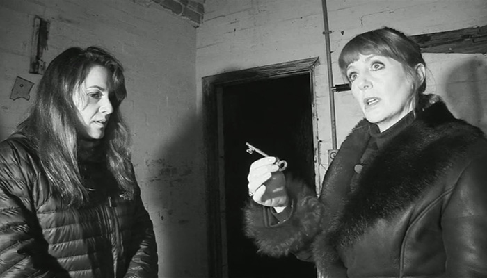 Yvette Fielding & Mel Crump At Drakelow Tunnels - Most Haunted