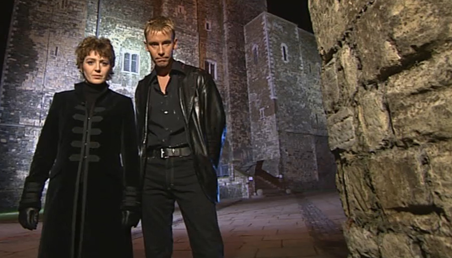 Most Haunted Live At Dover Castle - Yvette Fielding & David Bull