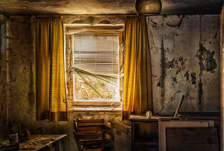 Abandoned Haunted House