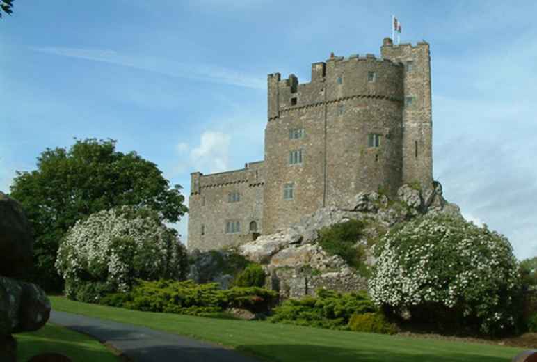 Roch Castle, Roch, Pembrokeshire