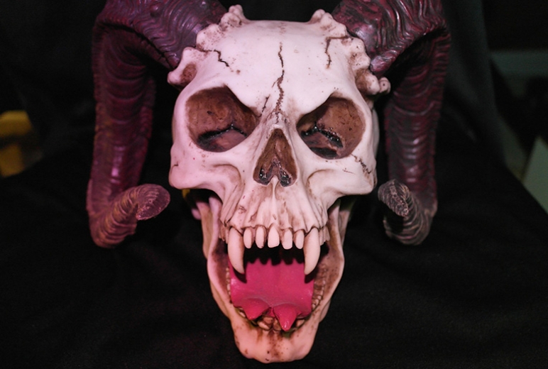 Horned Skull Monster