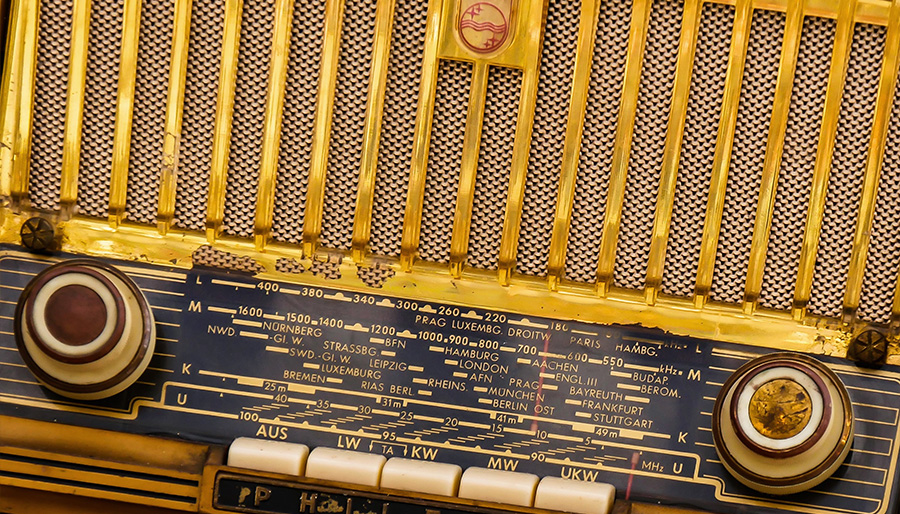 Old Tube Radio