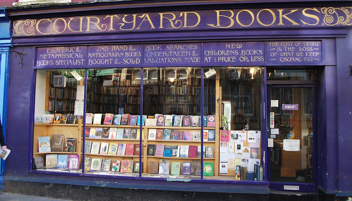 Courtyard Books, Glastonbury