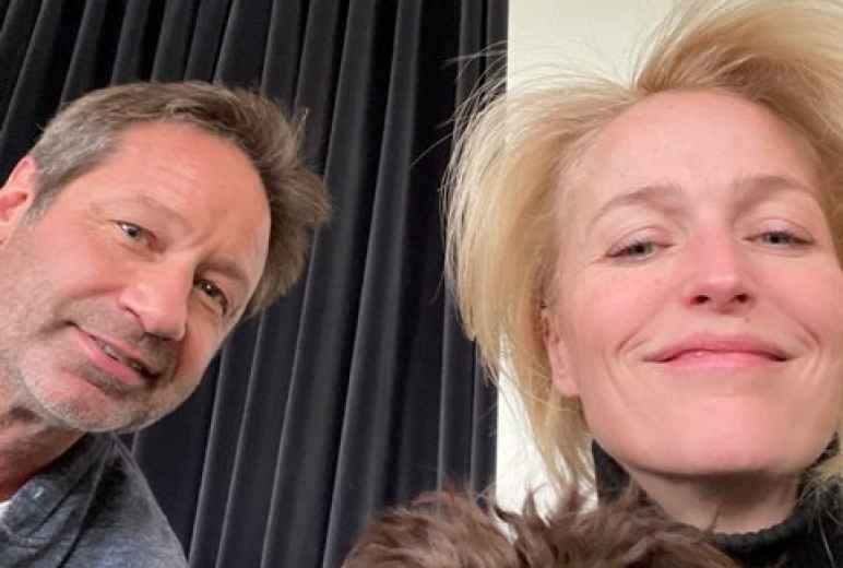 David Duchovny & Gillian Anderson on Twitter