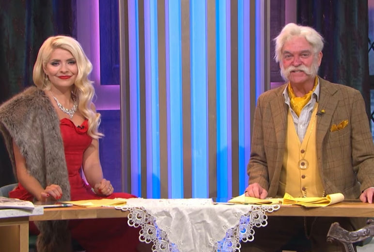 Phillip Schofield and Holly Willoughby, Halloween