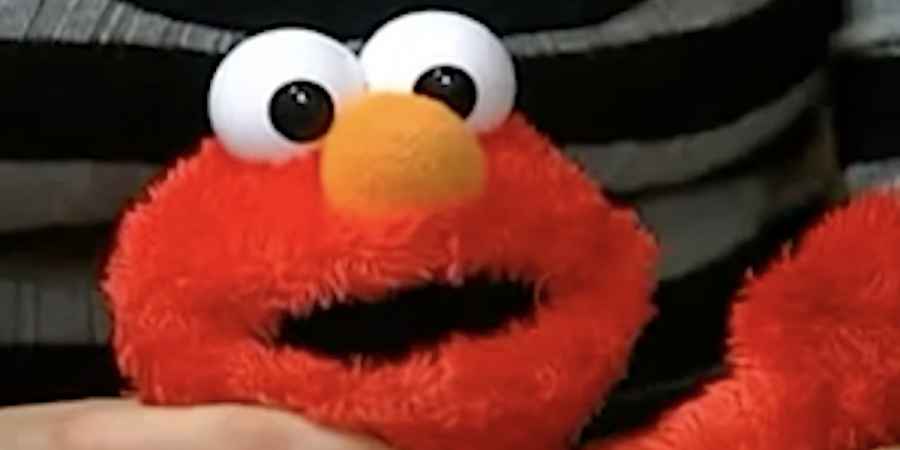 Possessed Elmo Doll Threatens Young Boy